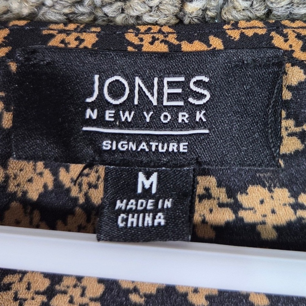 Jones New York Blouse Women M Brown Geometric V-Neck Long Sleeve Top - Picture 3 of 5
